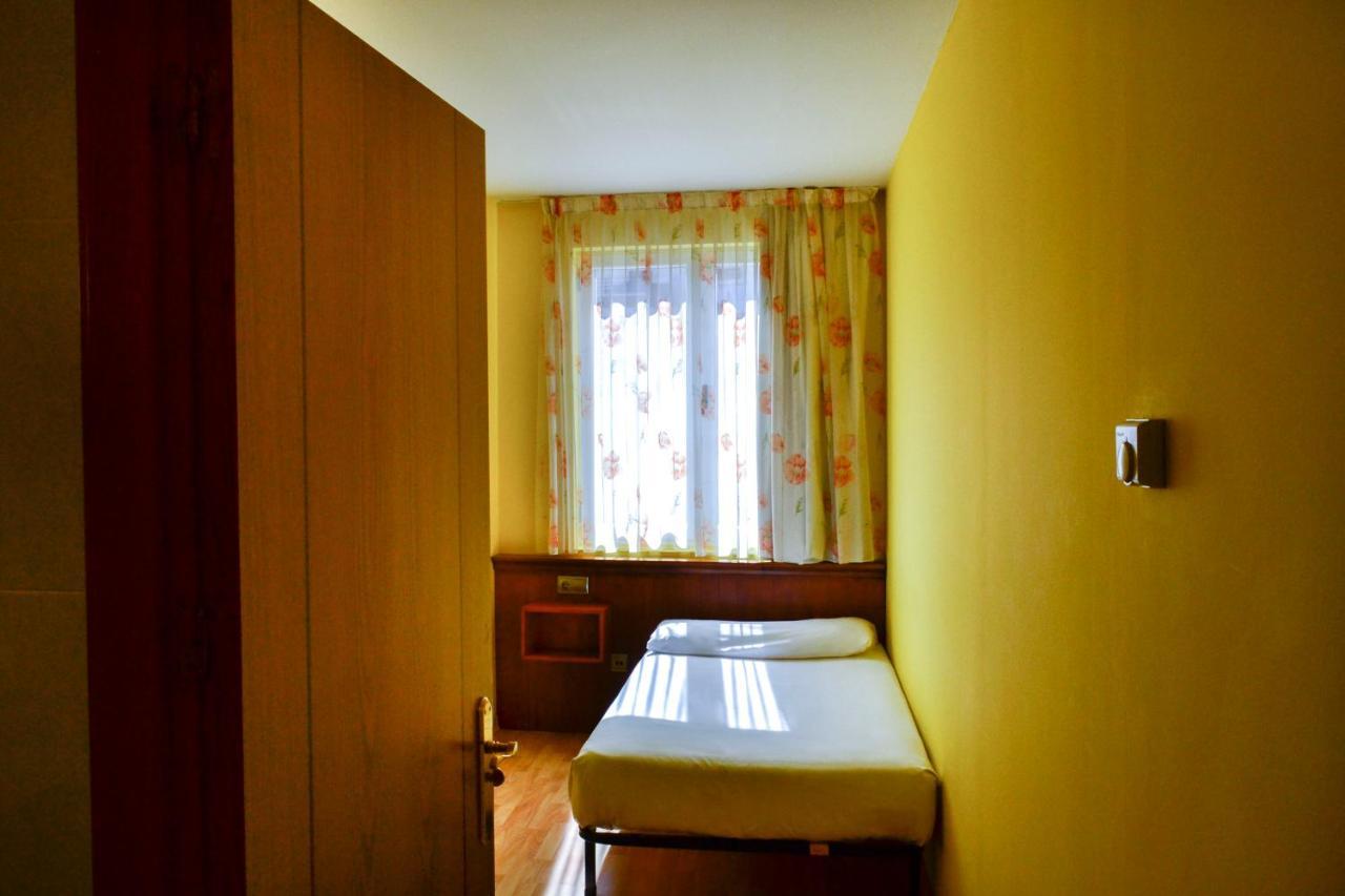 Alda Via De La Plata Rooms La Baneza Ngoại thất bức ảnh
