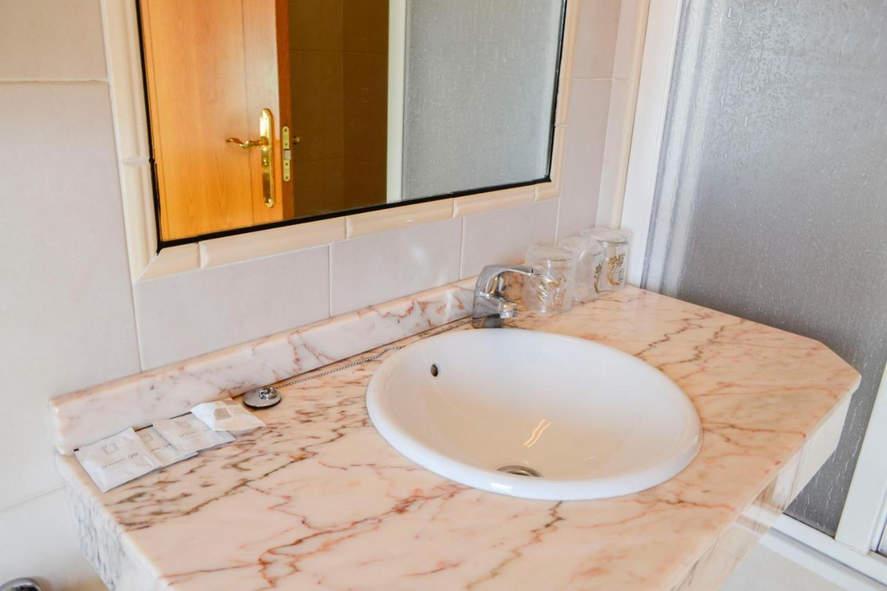 Alda Via De La Plata Rooms La Baneza Ngoại thất bức ảnh